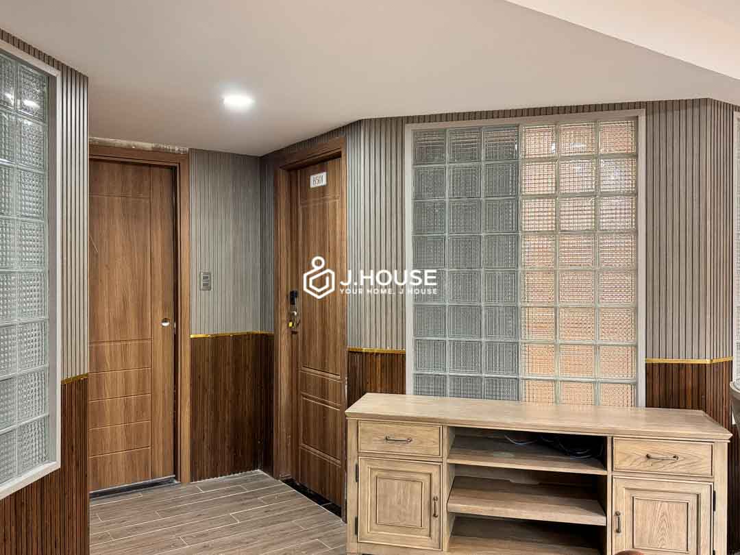 Ground Floor 2BR Apartment with Gym Pool Sauna in Thao Dien - Vitaminsea