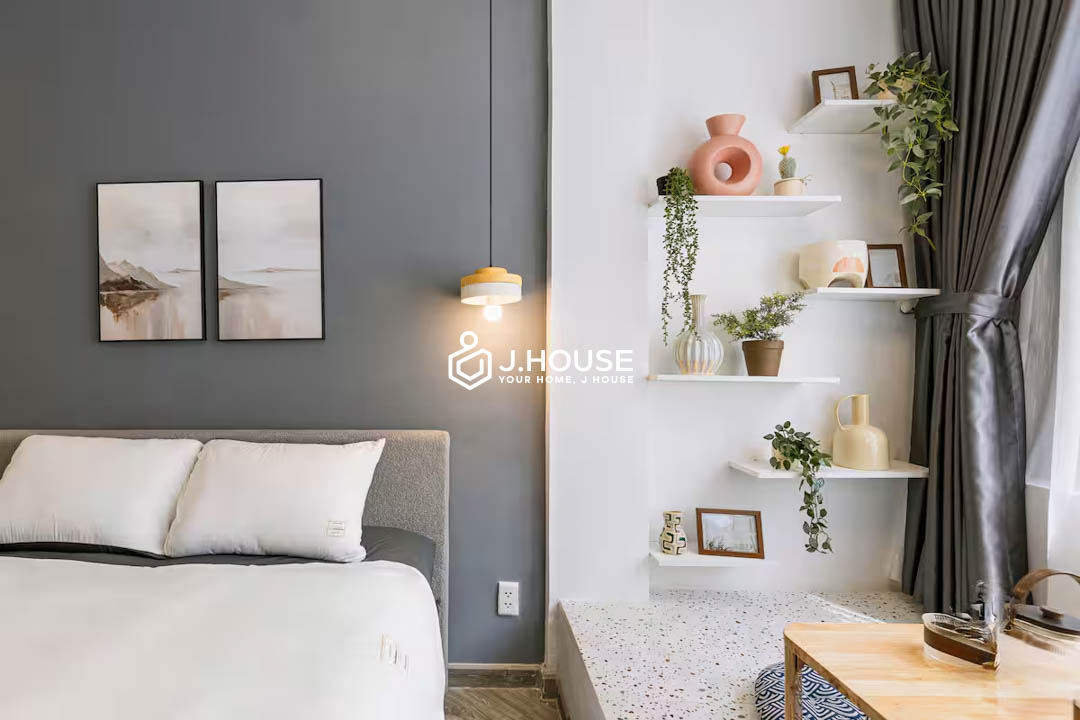  Aesthetic 1-Bedroom Apartment For Rent in Da Kao, District 1 - Glowing Ember