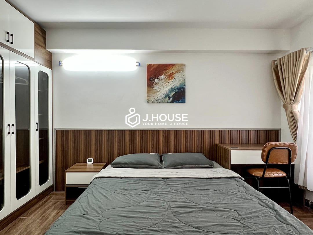 Bright 1 br apartment for rent in District 1, HCMC - Nguyen Gia Apartment