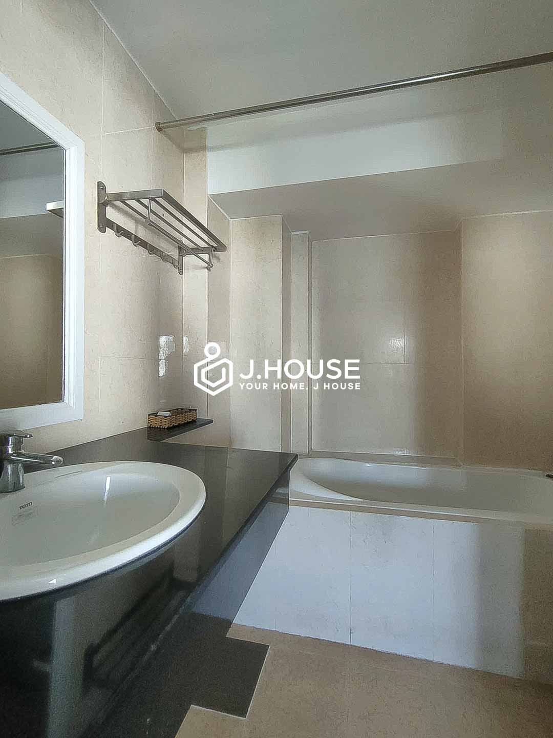 Bright Studio Serviced Apartment For Rent in District 7 - Warm Ways Angel-