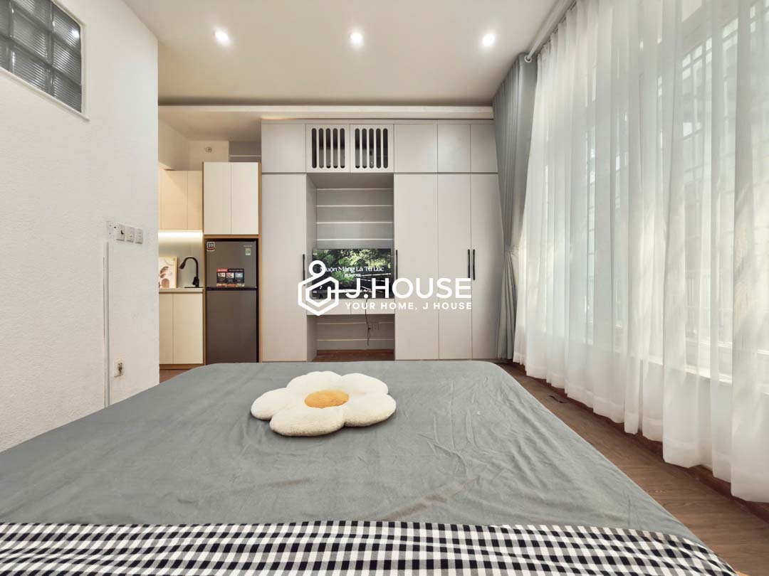 Bright Studio with Private Washer For Rent in District 7 - HL Apartment-