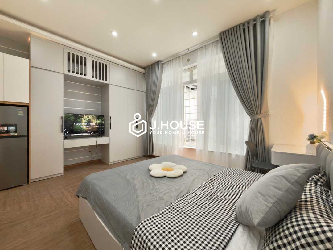 Bright Studio with Private Washer For Rent in District 7 - HL Apartment-