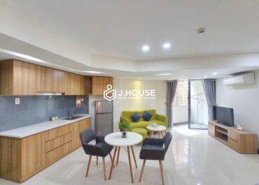 Bright studio apartment for rent in Binh Thanh District, HCMC