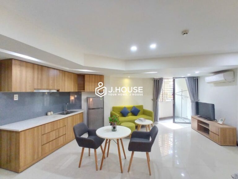 Bright studio apartment for rent in Binh Thanh District, HCMC