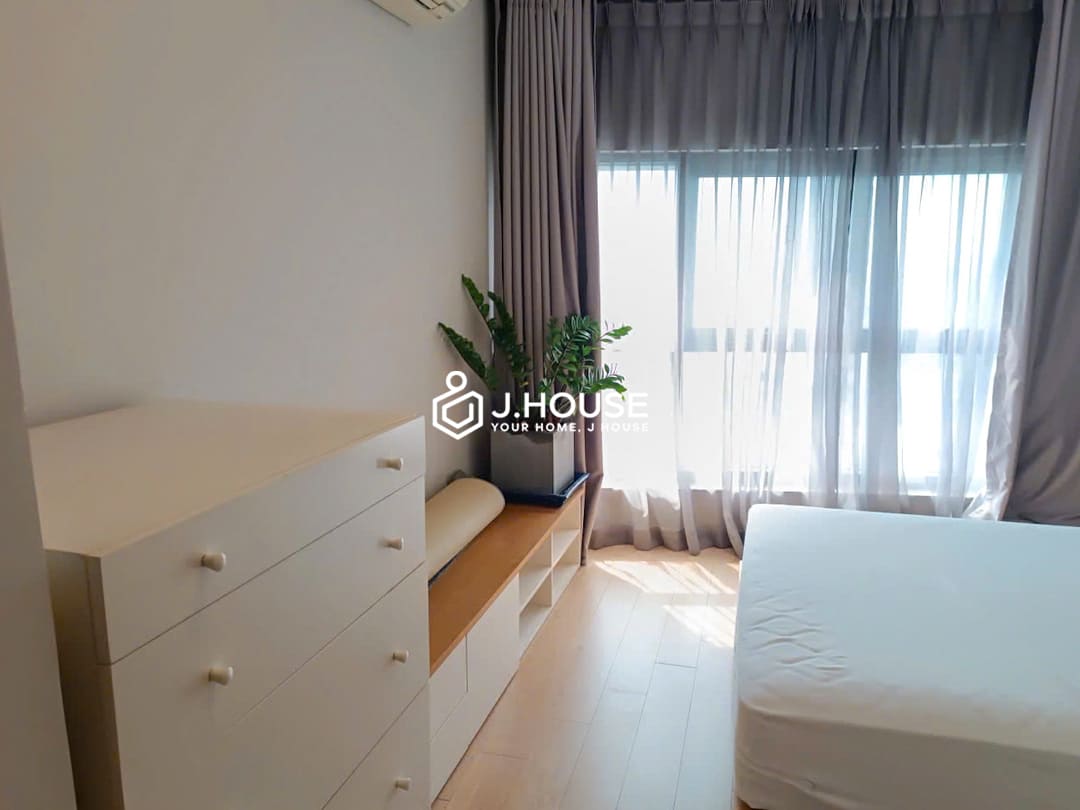 City Garden Apartment for rent - Good rent 2 BR apartment, high floor