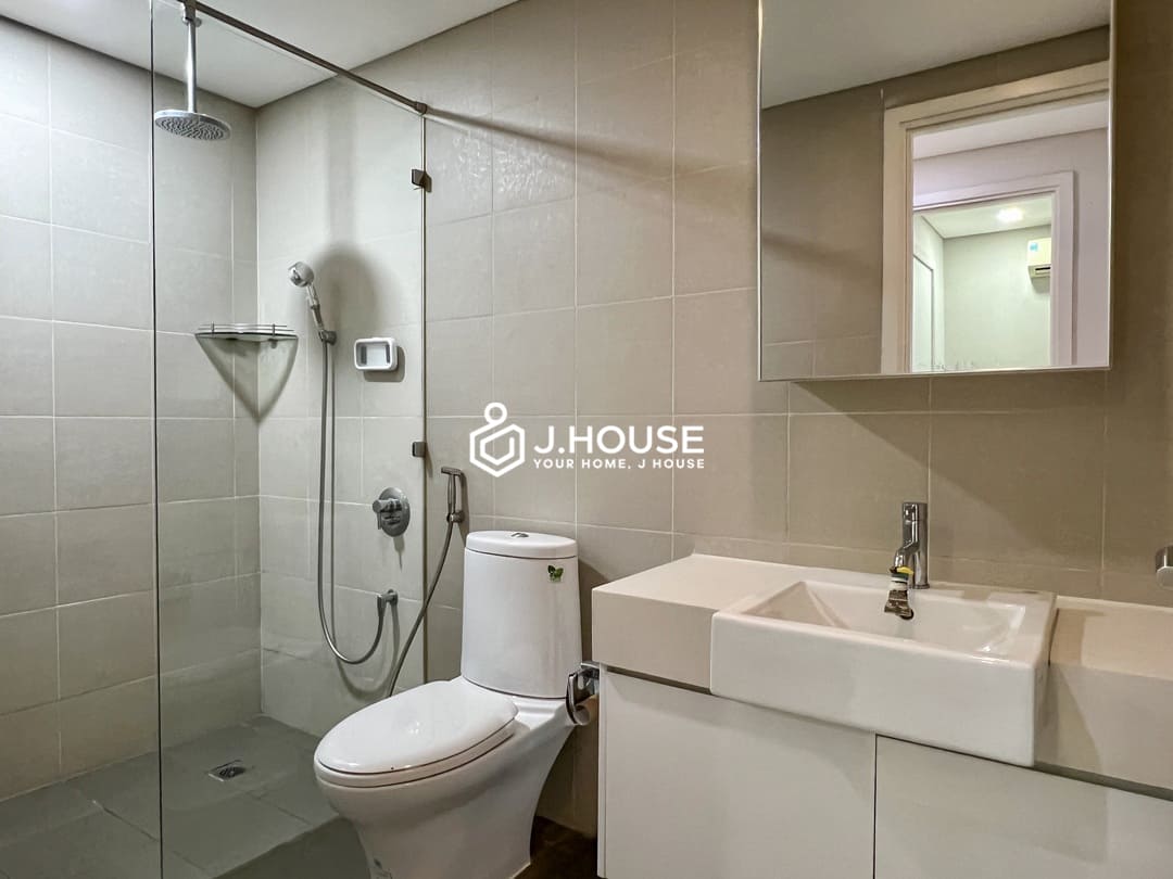 City Garden Apartment for rent - Spacious 2 BR apartment with balcony, good rent