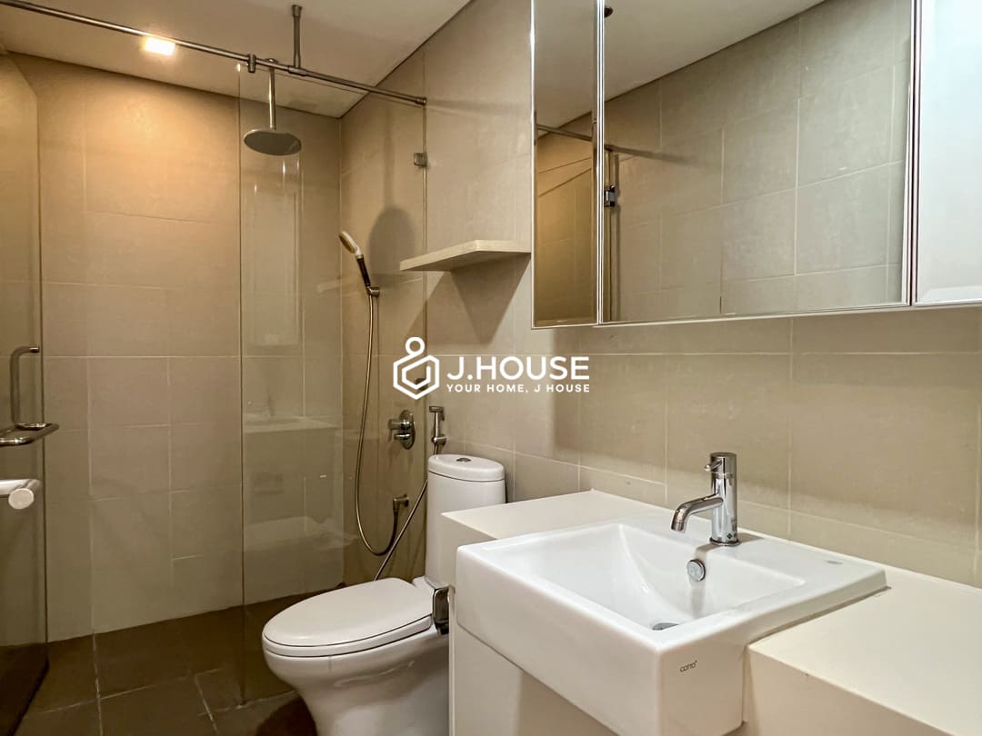 City Garden Apartment for rent - Spacious 2 BR apartment with balcony, good rent