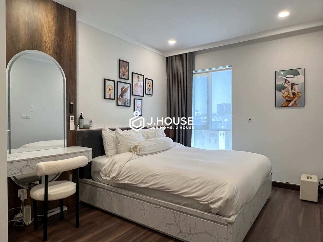 Modern 2 Bedroom Saigon Pavillon apartment in District 3, HCMC