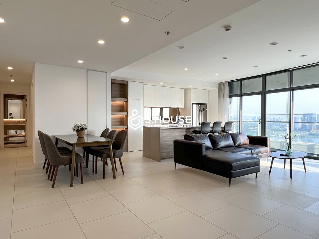 Modern 3-bedroom apartment for rent at City Garden, Binh Thanh District, HCMC