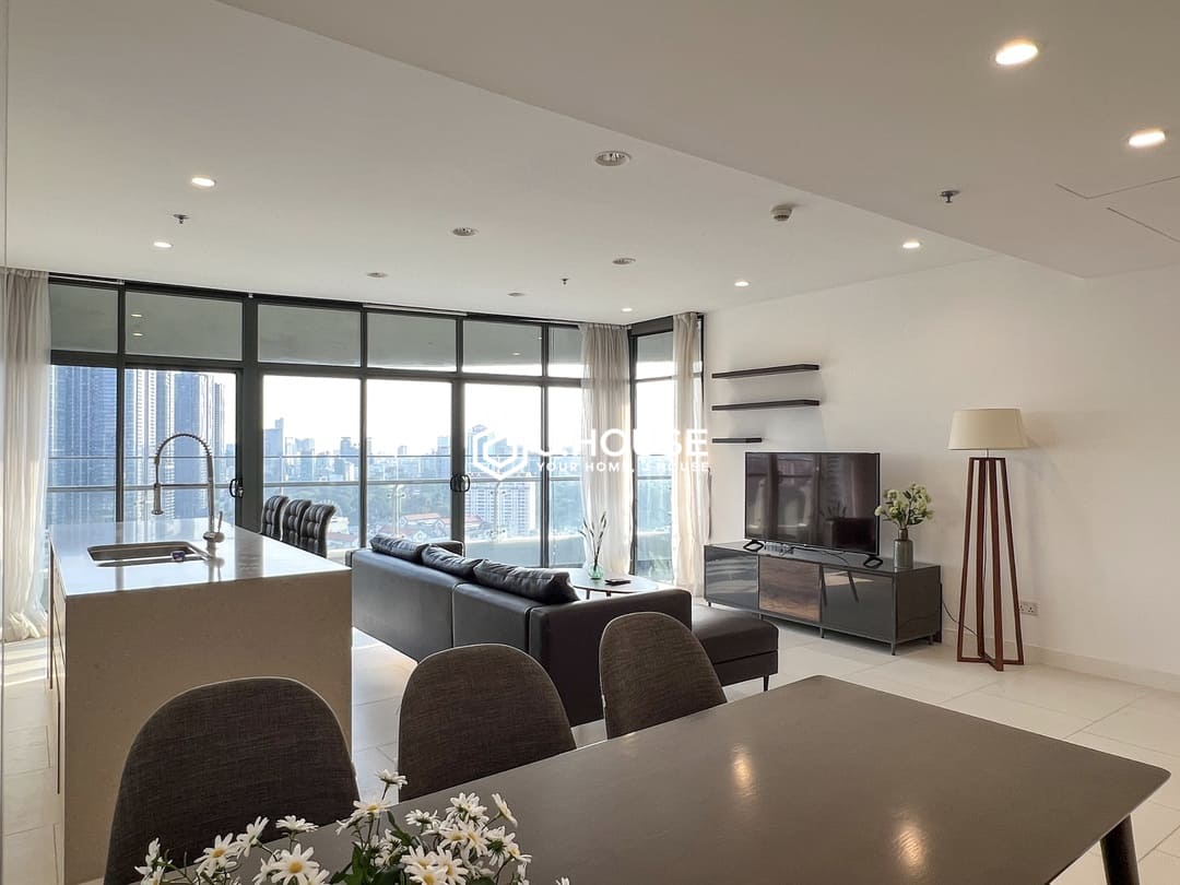 Modern 3-bedroom apartment for rent at City Garden, Binh Thanh District, HCMC