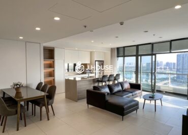 Modern 3-bedroom apartment for rent at City Garden, Binh Thanh District, HCMC