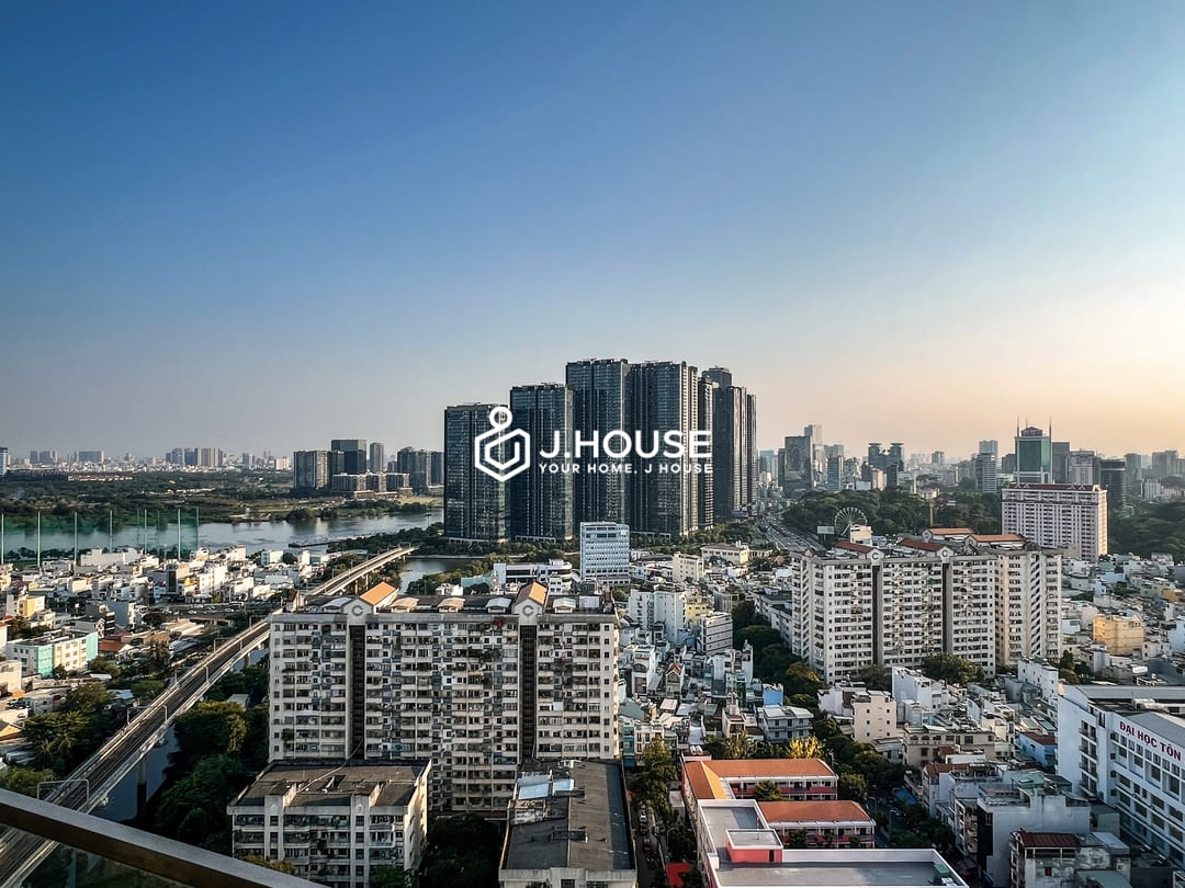 Modern 3-bedroom apartment for rent at City Garden, Binh Thanh District, HCMC