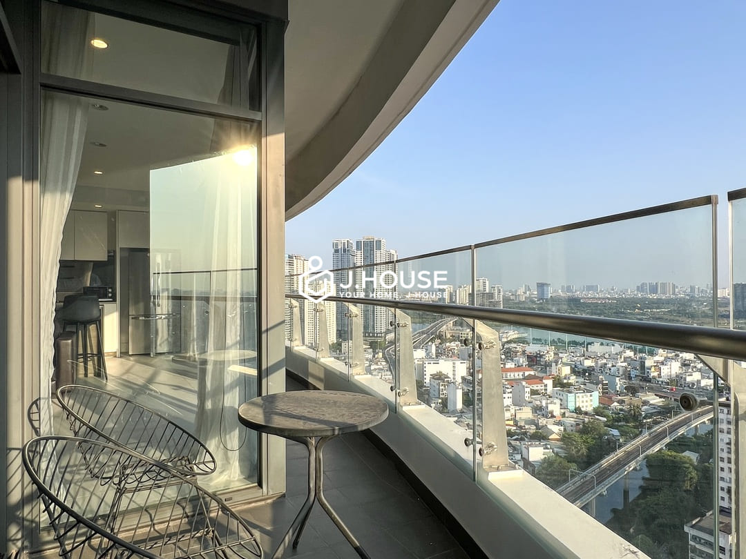 Modern 3-bedroom apartment for rent at City Garden, Binh Thanh District, HCMC
