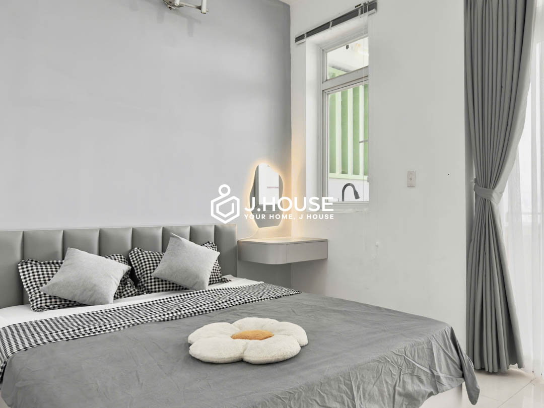 Modern Studio with Private Washer For Rent in District 7 - HL Apartment