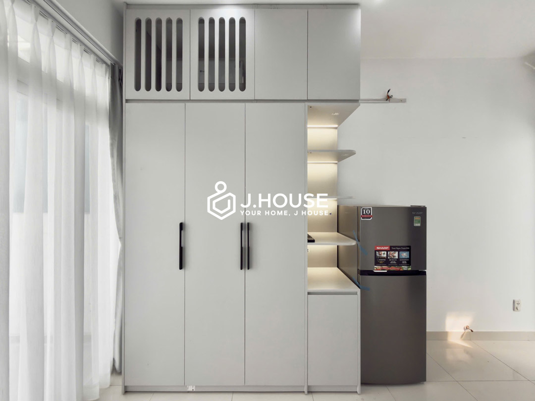 Modern Studio with Private Washer For Rent in District 7 - HL Apartment