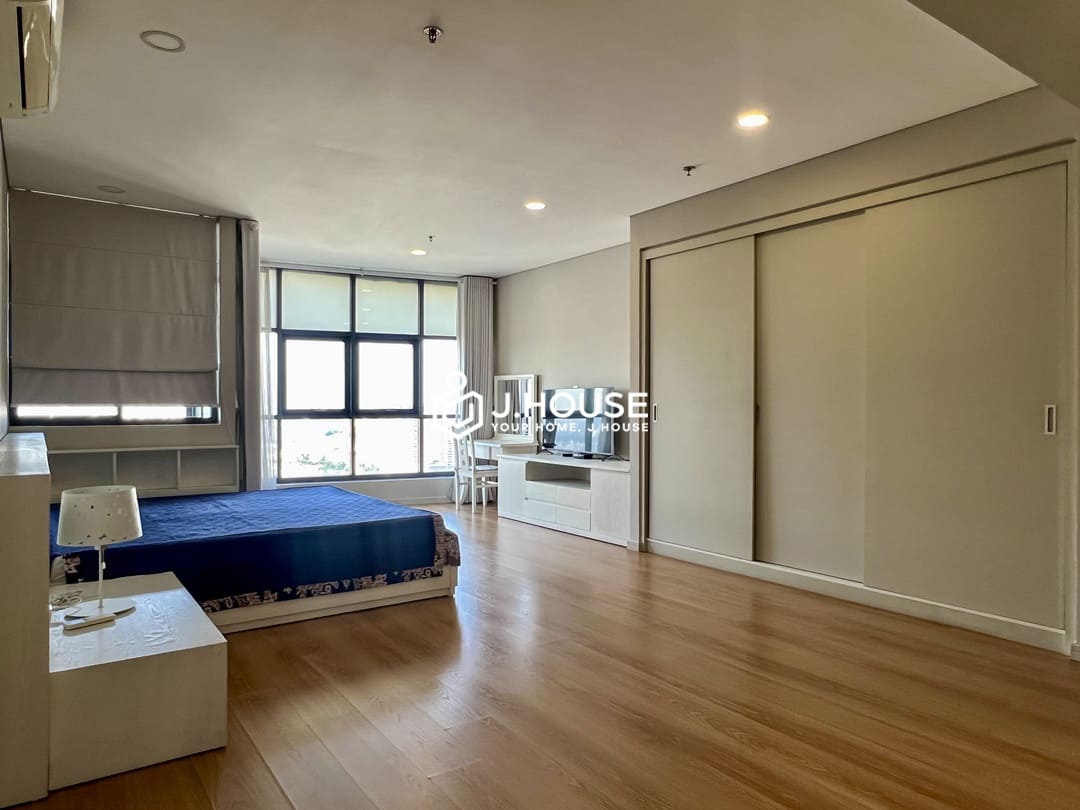 Spacious 2-br apartment at City Garden Binh Thanh - High floor, amazing view