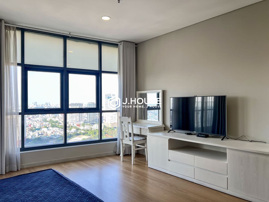 Spacious 2-br apartment at City Garden Binh Thanh - High floor, amazing view