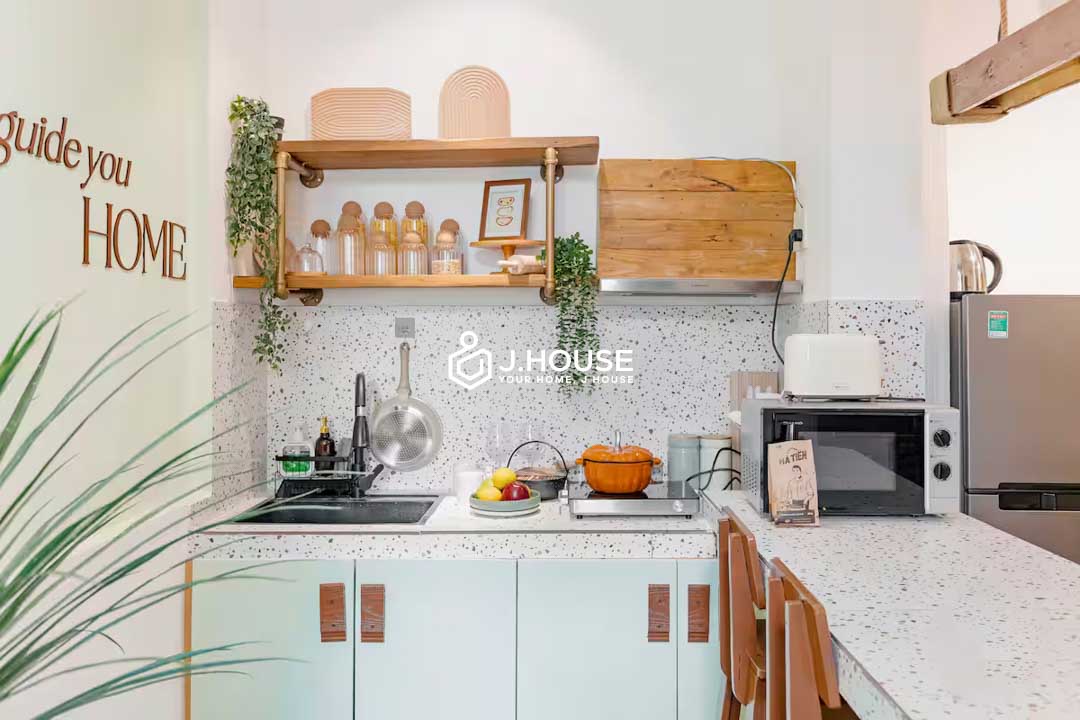 Artsy 1-Bedroom Apartment For Rent in Da Kao, District 1 - Glowing Ember