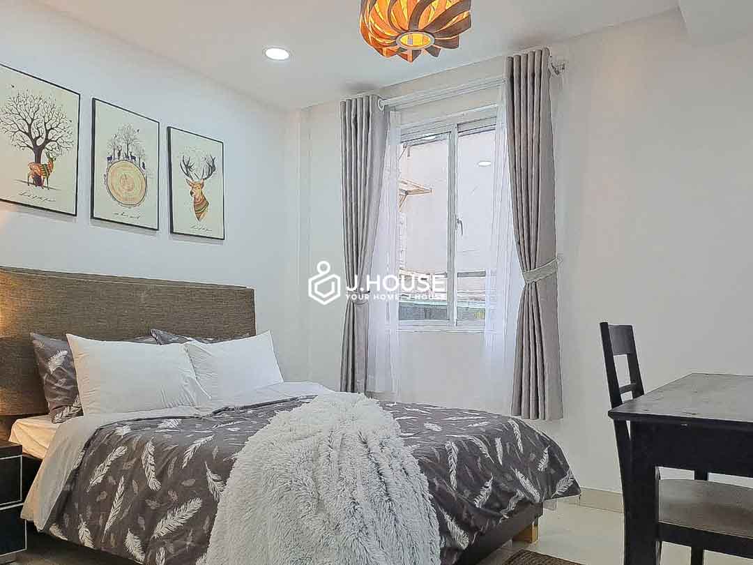 Bright 2-Bedroom Apartment For Rent in District 3 - PeaceHome