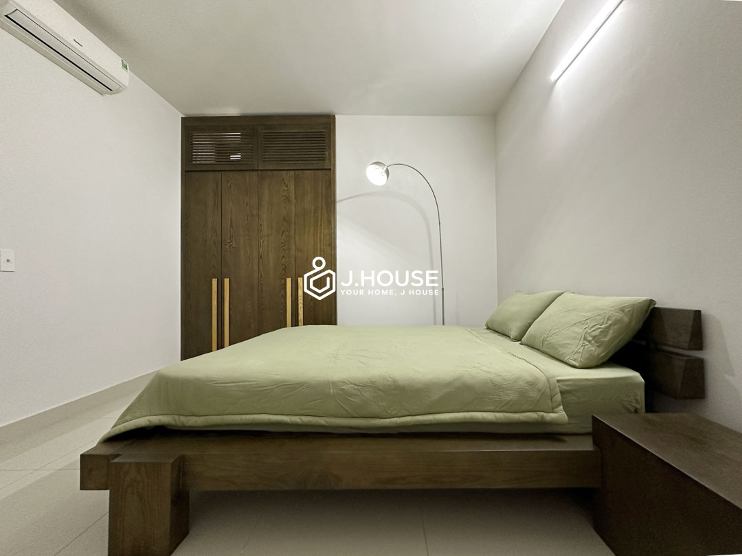 bright-2-bedroom-apartment-for-rent-in-phu-nhuan-at-lucy-house-3 (3)