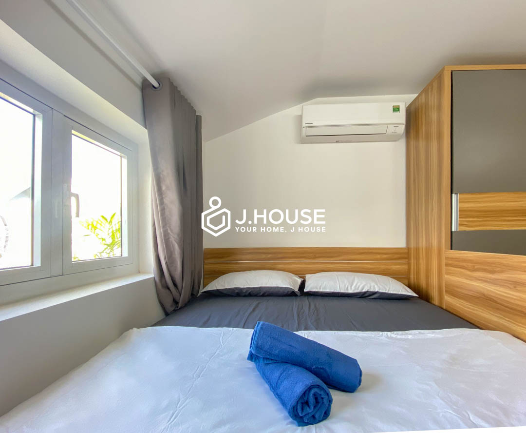 Bright Studio With Balcony For Rent in District 7 at Lynh Apartment