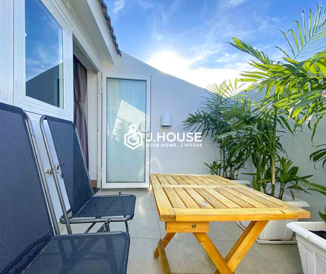 Bright Studio With Balcony For Rent in District 7 at Lynh Apartment