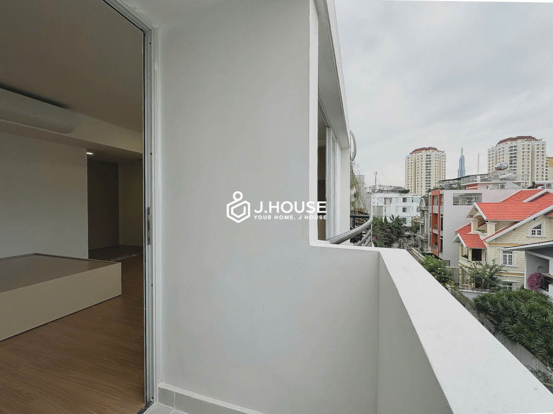 Bright Studio Apartment For Rent in An Phu, D2 - Everhome