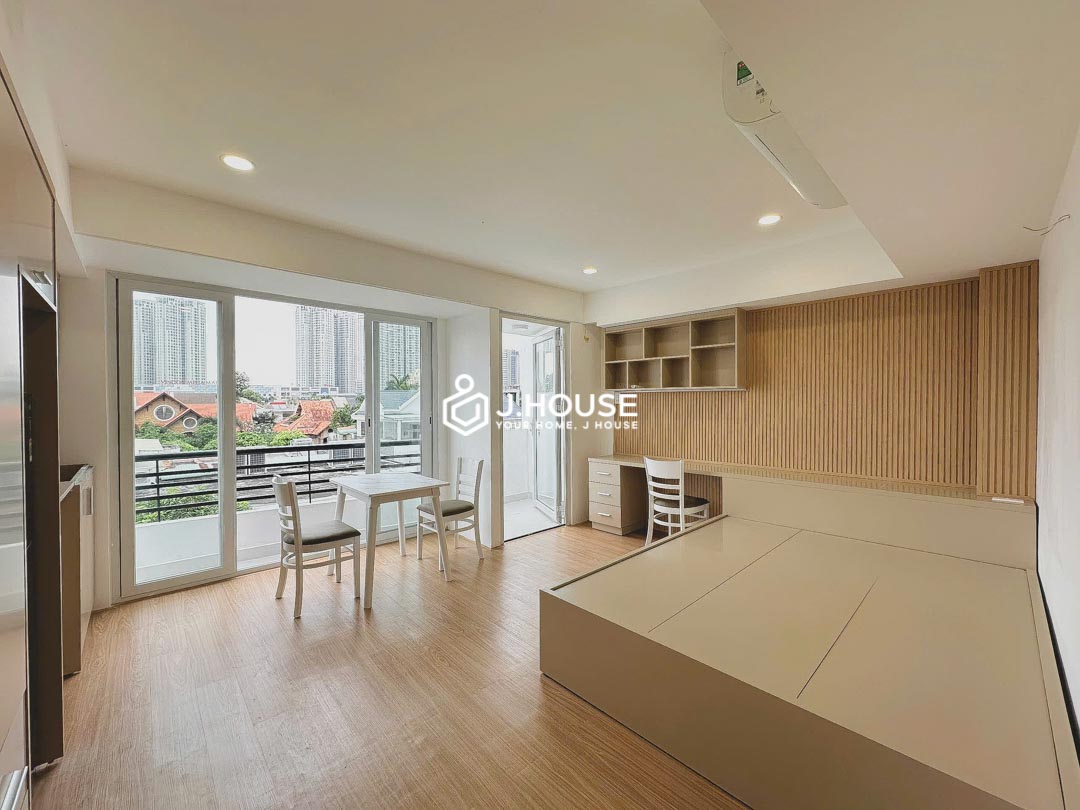 Bright Studio Apartment For Rent in An Phu, D2 - Everhome