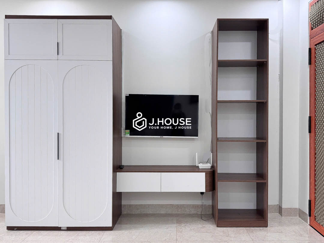 Bright Studio Apartment For Rent in Tan Binh - Cuong House