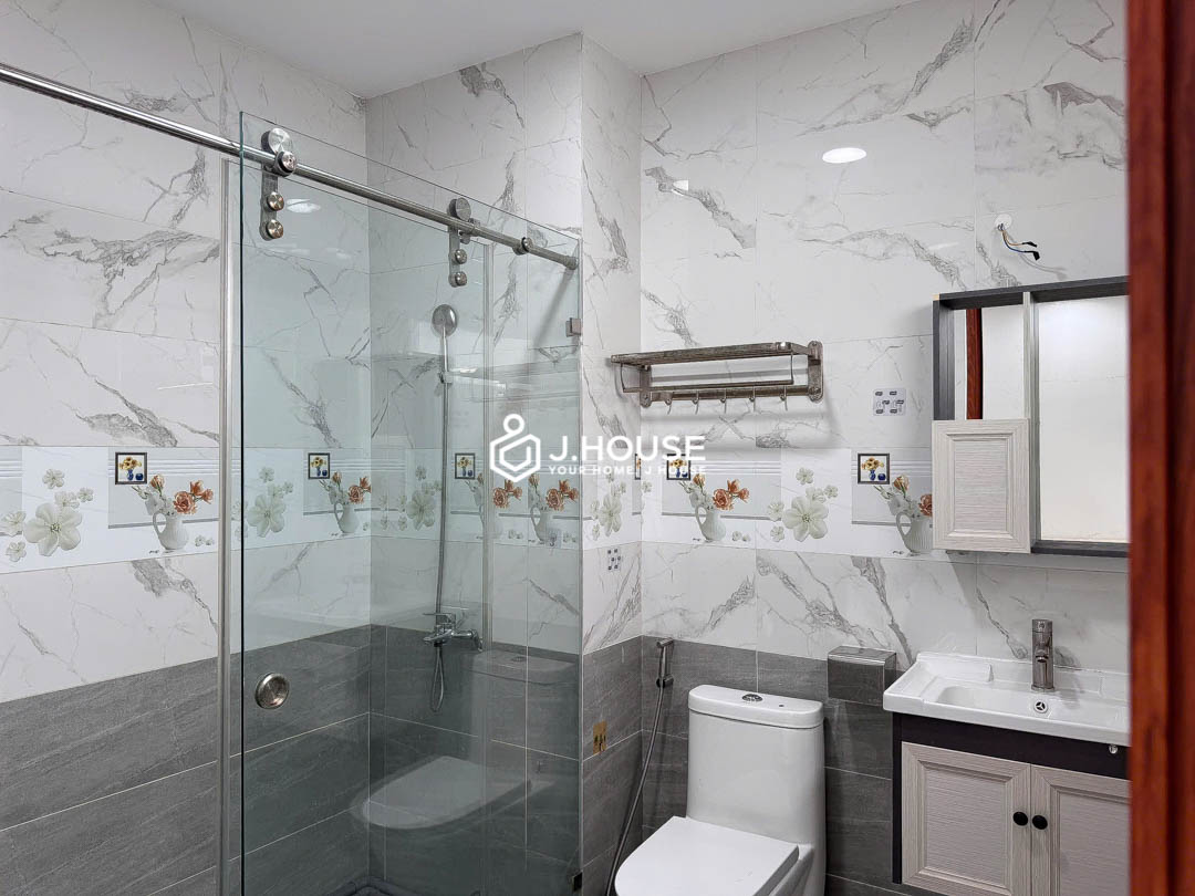 Bright Studio Apartment For Rent in Tan Binh - Cuong House