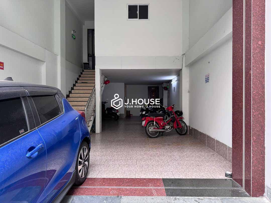 Bright Studio Apartment For Rent in Tan Binh - Cuong House
