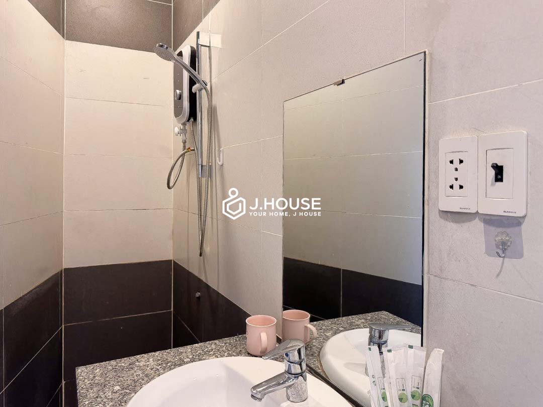 Bright Studio Apartment For Rent in Tan Binh near Airport - MK House