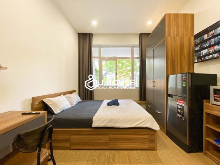 Bright Studio with Large Window For Rent in District 7 at Lynh Apartment