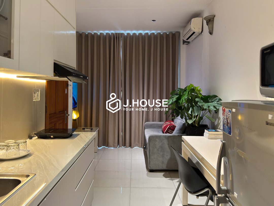 Cozy 1-Bedroom Apartment For Rent in Tan Binh at Rose Apartment