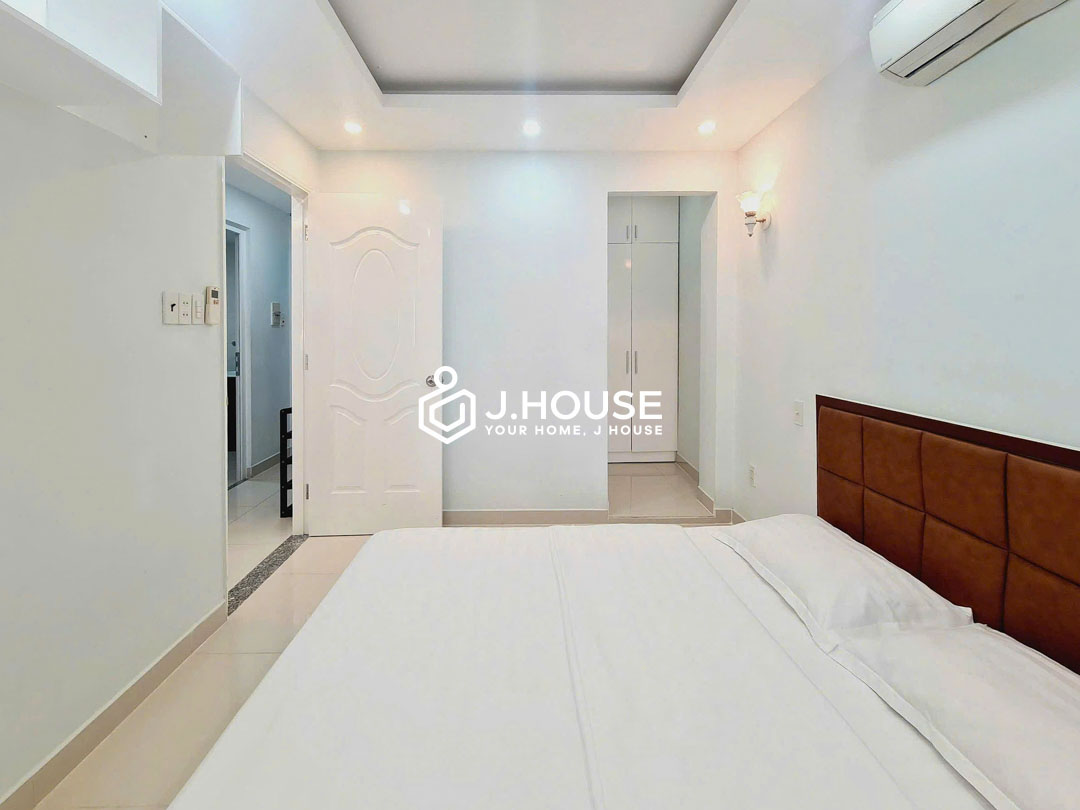 Cozy 1-Bedroom with Balcony For Rent in District 7 at  Lan Apartment