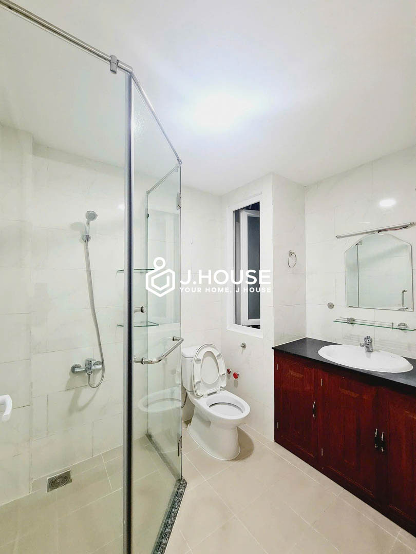 Cozy 1-Bedroom with Balcony For Rent in District 7 at  Lan Apartment