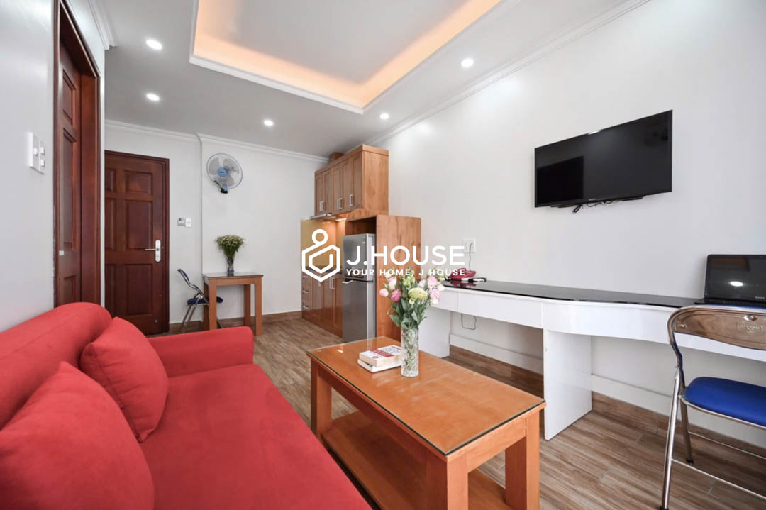 Cozy 1-Bedroom With Balcony For Rent in District 7- Genie Apartment