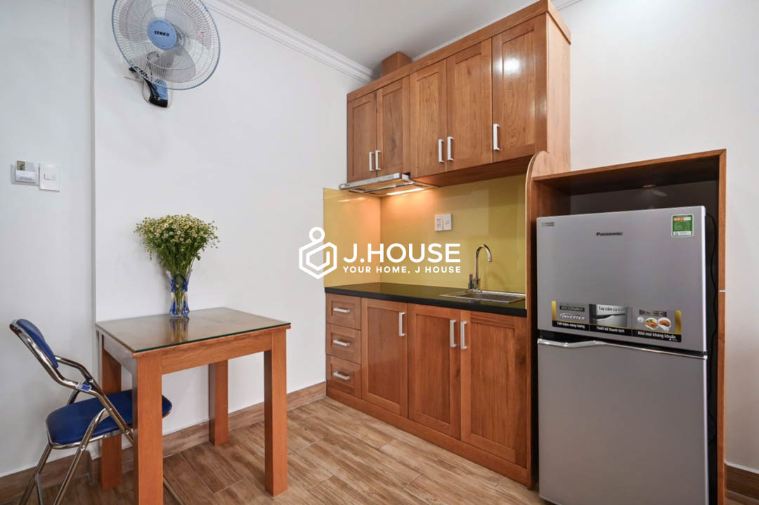 Cozy 1-Bedroom With Balcony For Rent in District 7- Genie Apartment