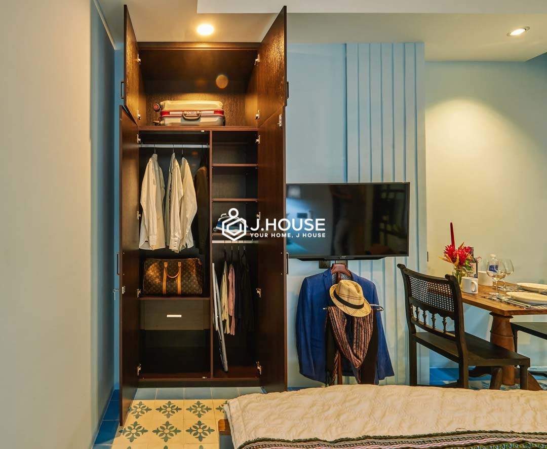 cozy-studio-apartment-for-rent-in-district-3-bygone-saigon-layout-d-1