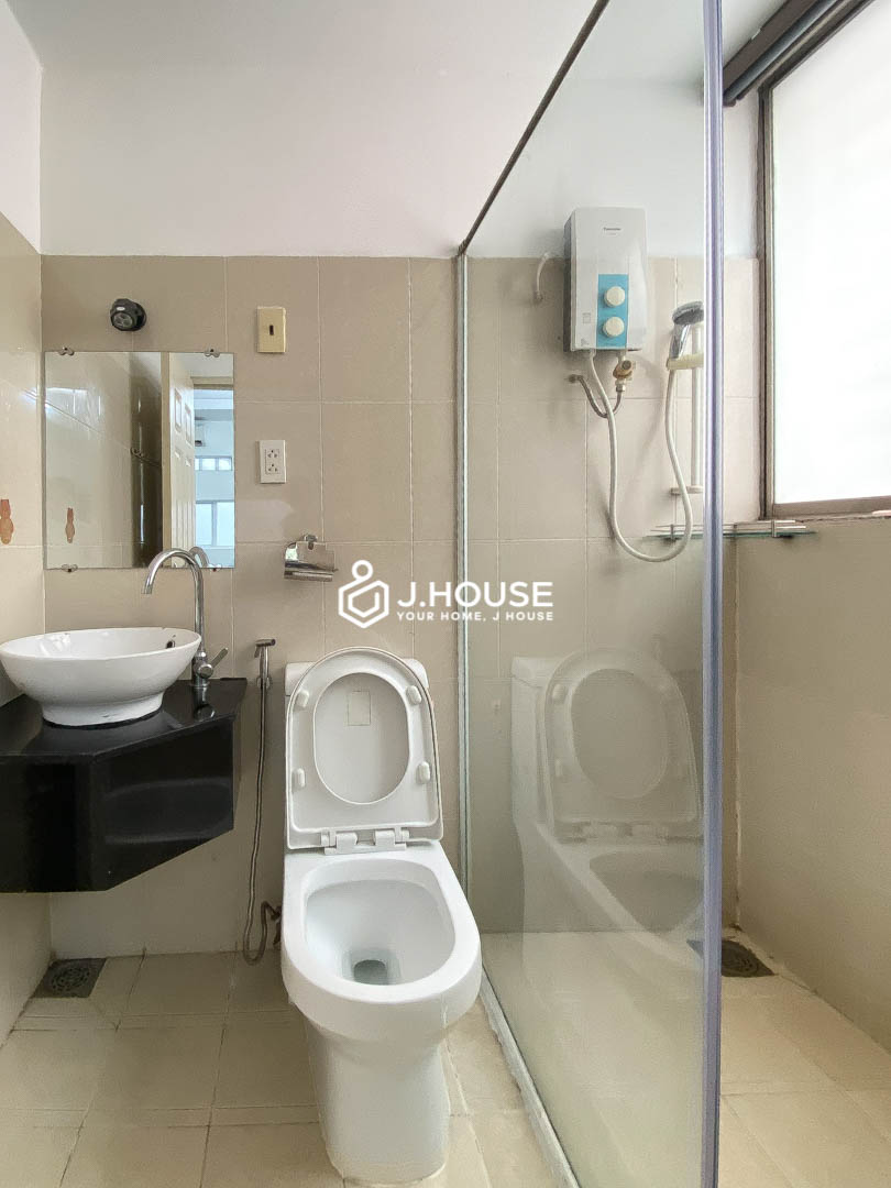 cozy-studio-apartment-for-rent-in-district-3-g02-3