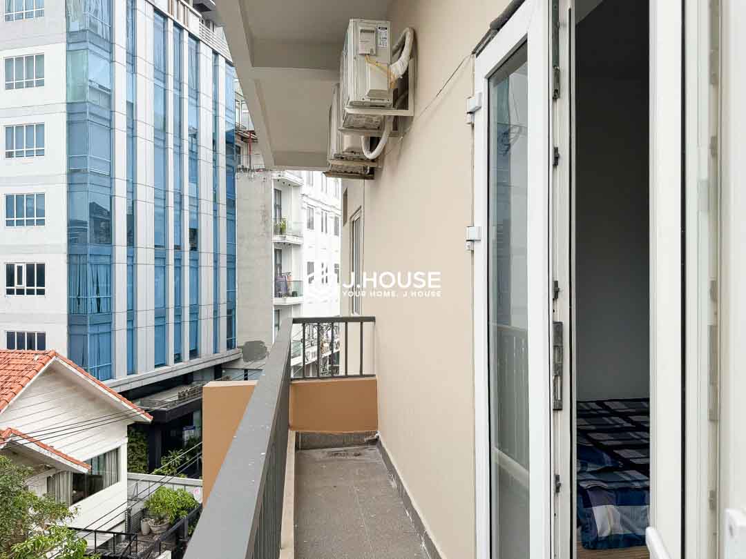 Cozy Studio Apartment For Rent in Tan Binh - MK House
