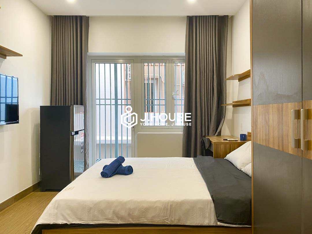 Cozy Studio with Balcony For Rent in District 7, HCMC at Lynh Apartment