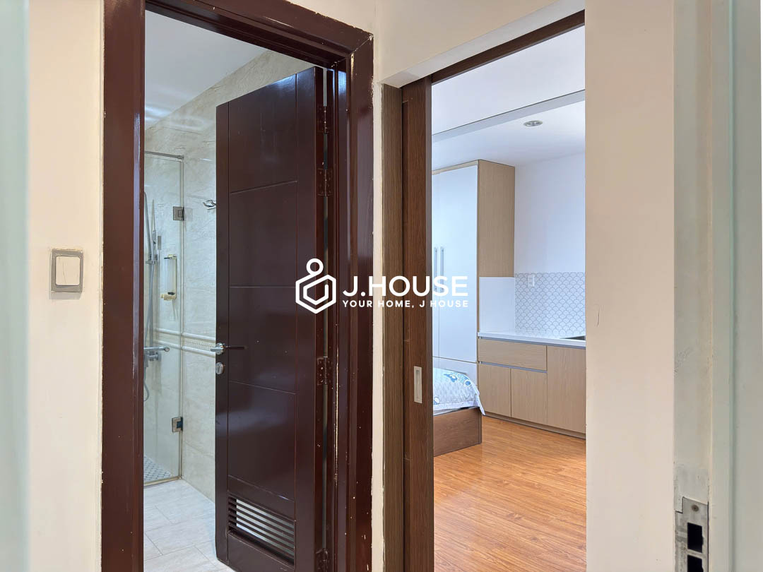 Cozy Studio Apartment With Private Washer in Phu Nhuan - Damara