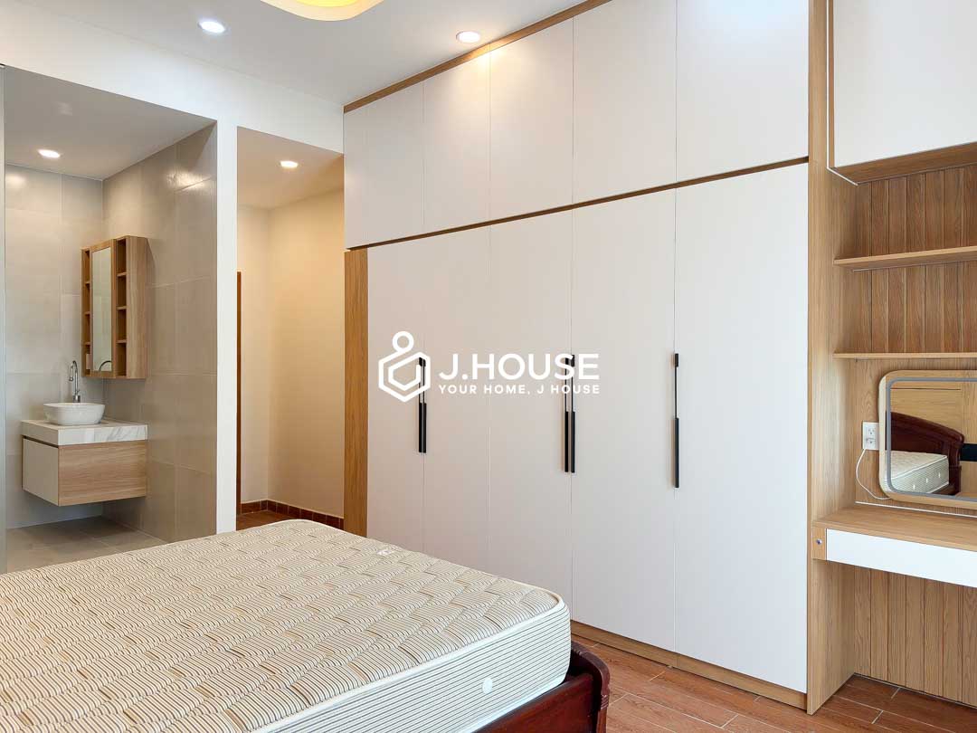 Elegant 2-Bedroom For Rent in Thao Dien at Sol Apartment D2