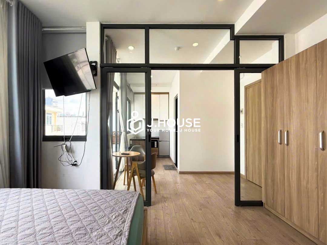 Modern 1-Bedroom Apartment For Rent in Binh Thanh - Damara