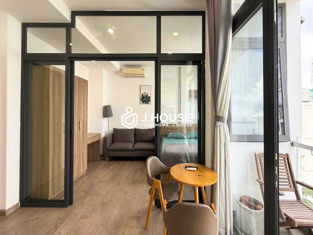 Modern 1-Bedroom Apartment For Rent in Binh Thanh - Damara