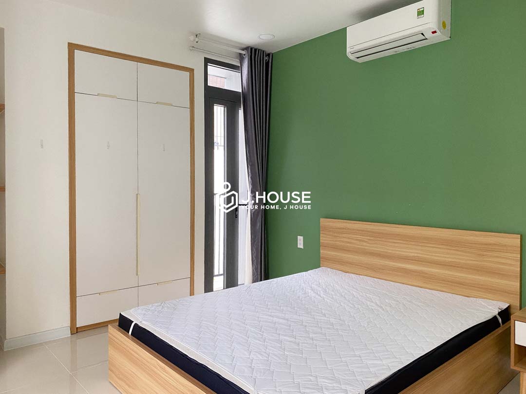 Modern 1BR with Balcony for Rent in Tan Binh District – Lotus Apartment