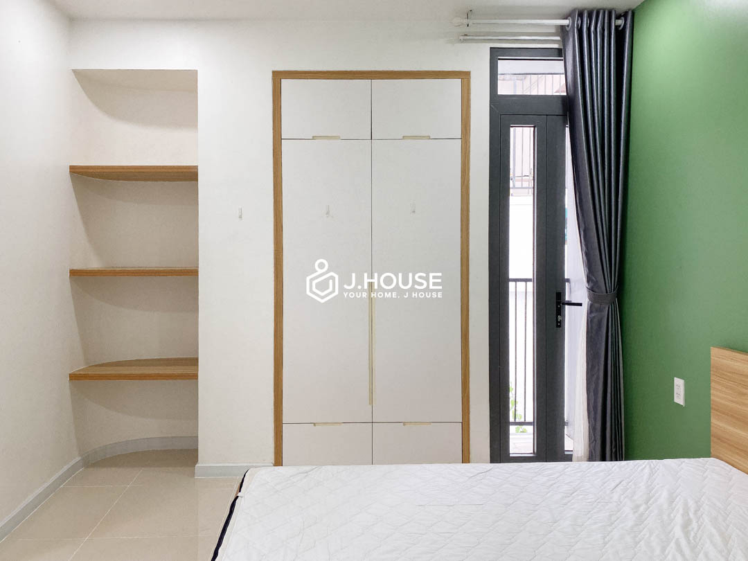 Modern 1BR with Balcony for Rent in Tan Binh District – Lotus Apartment