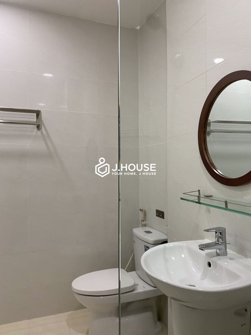 Modern 1BR with Balcony for Rent in Tan Binh District – Lotus Apartment