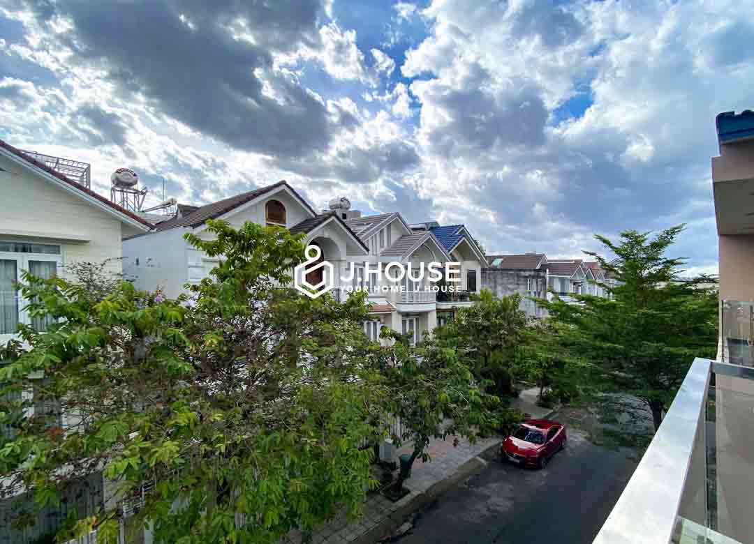 Modern & Bright Studio For Rent in District 7, HCMC - Lynh Apartment